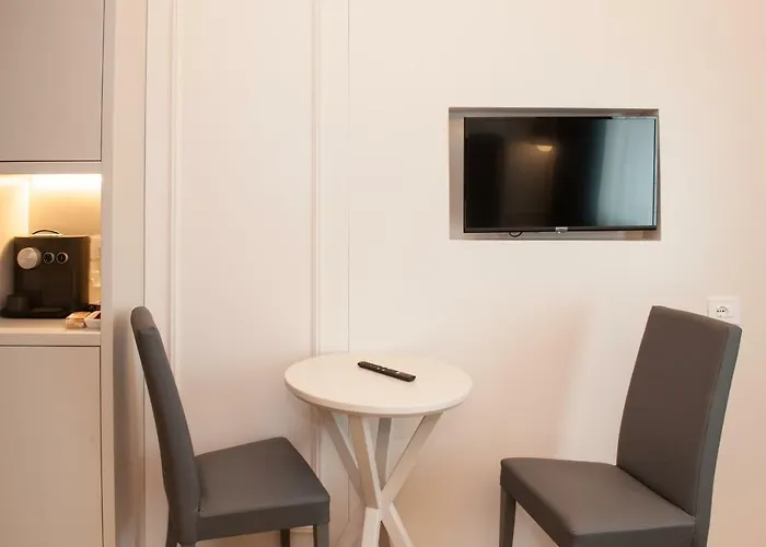 Amendola Station Alojamento de Acomodação e Pequeno-almoço