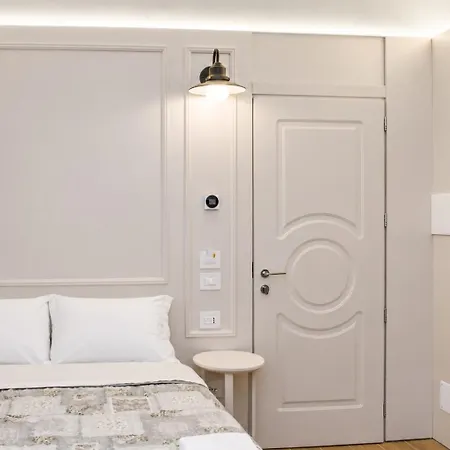 Amendola Station Bed & Breakfast